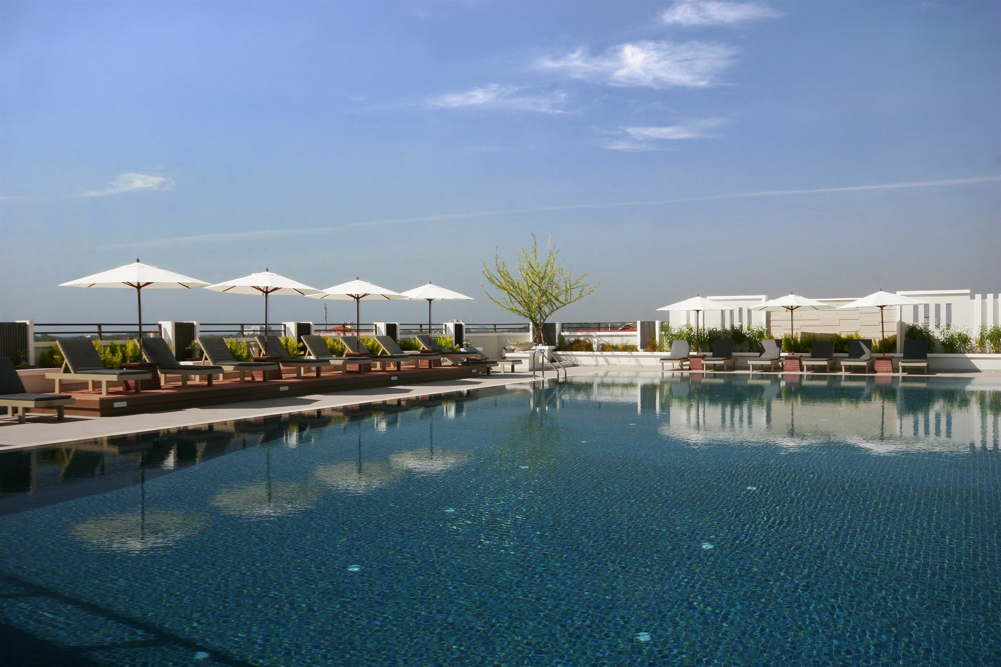 Kameo Grand Hotel & Serviced Apartment, Rayong Eksteriør bilde